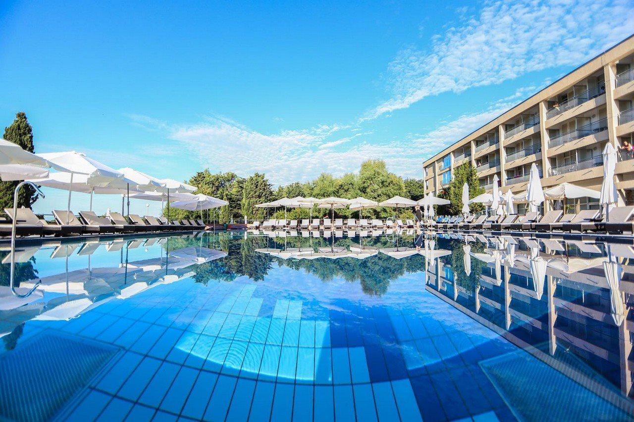 Arena Hotel Medulin Exterior photo